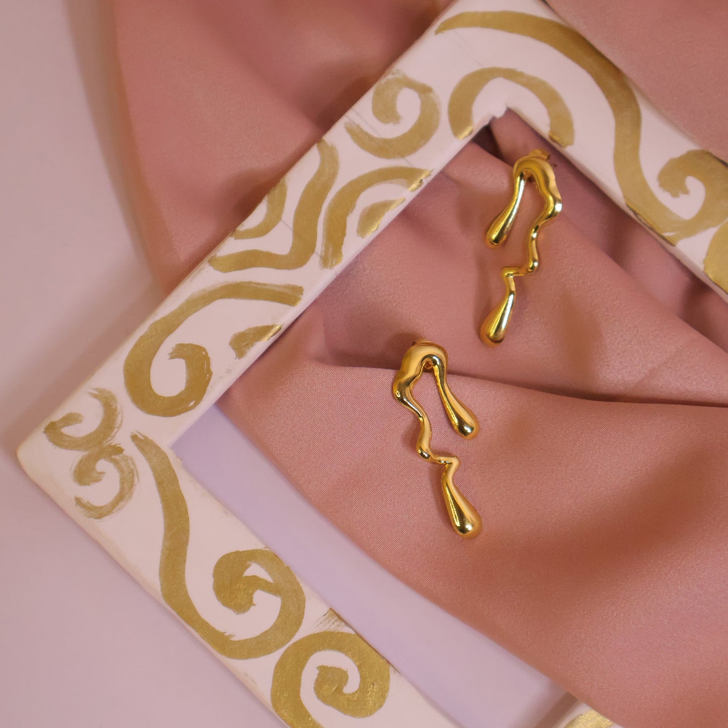 Abstract Melted Gold Earrings - Anti Tarnish - Stellin Moon