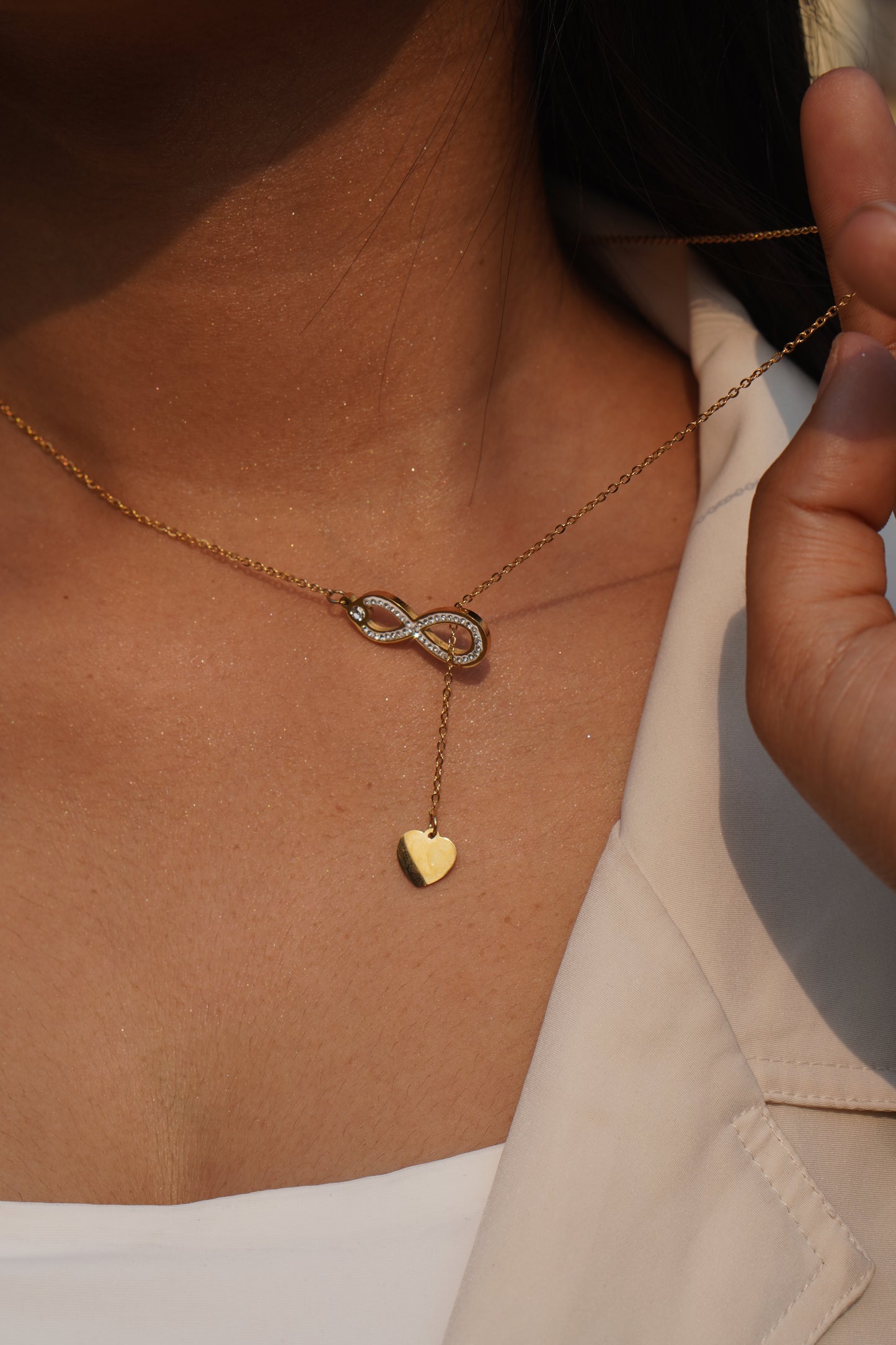 Stainless Steel Infinity Hanging Heart Necklace : Anti Tarnish